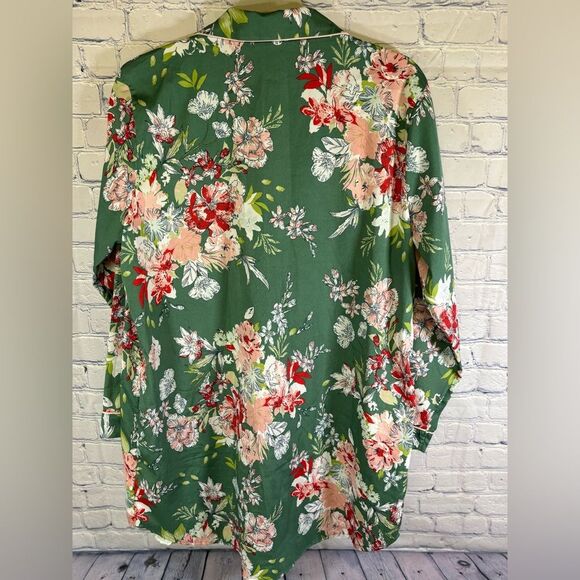 Cupcakes & Cashmere Red Green Tropical Holiday Comfy Floral Pajama Nightshirt L - Picture 2 of 10